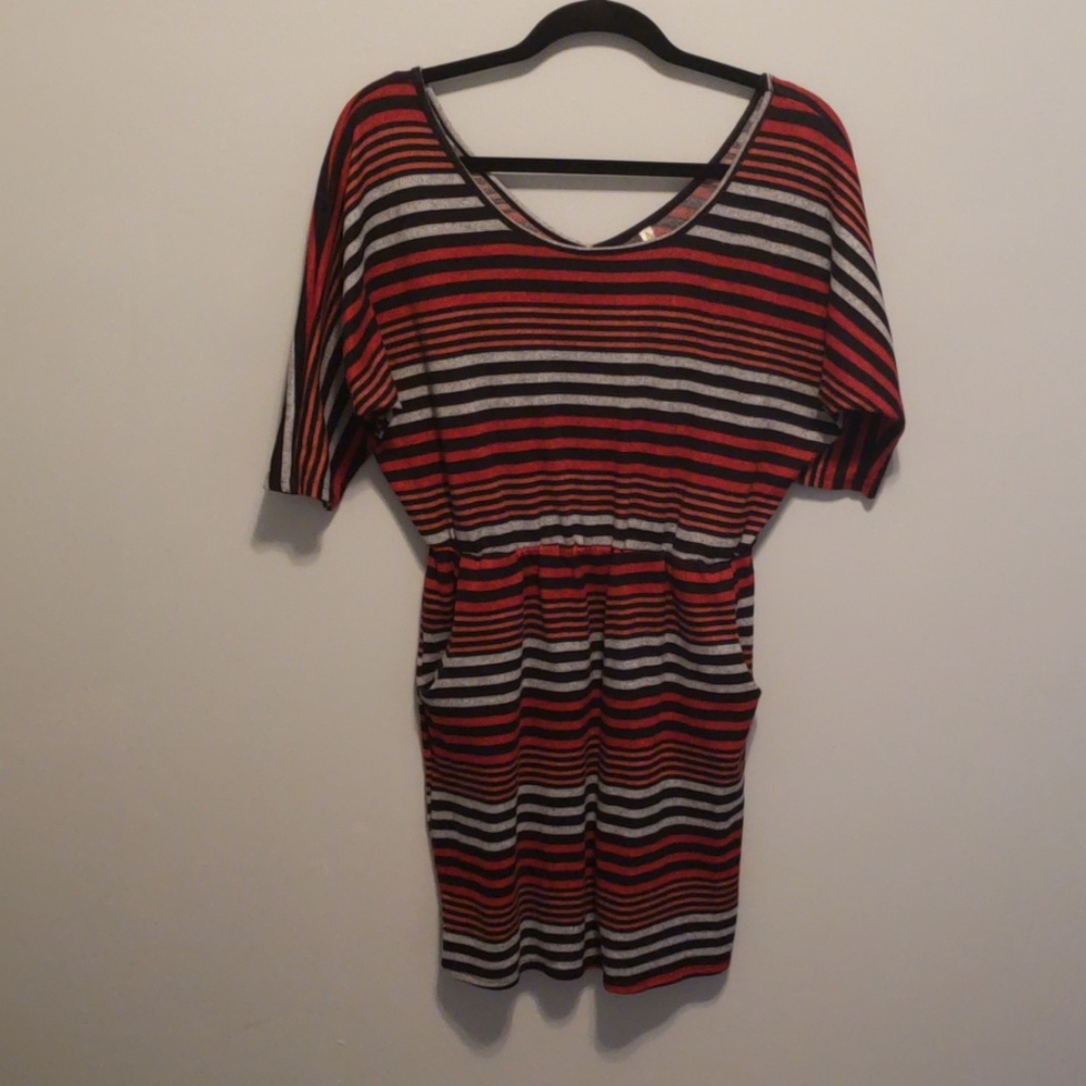 Espresso size L mini dress